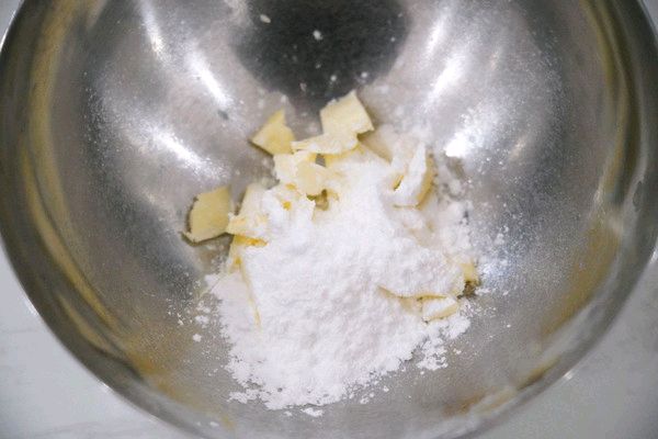 缤纷抹茶花环面包