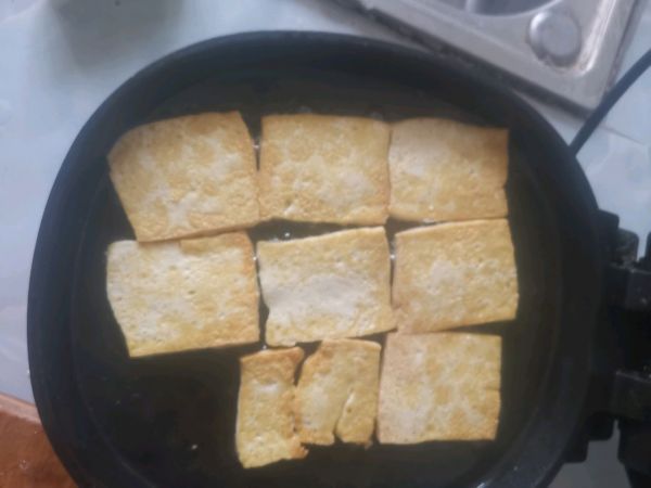 街边小吃铁板豆腐