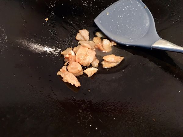 蒜头猪油炝炒甘蓝菜