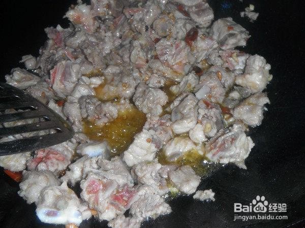 美味的双椒排骨