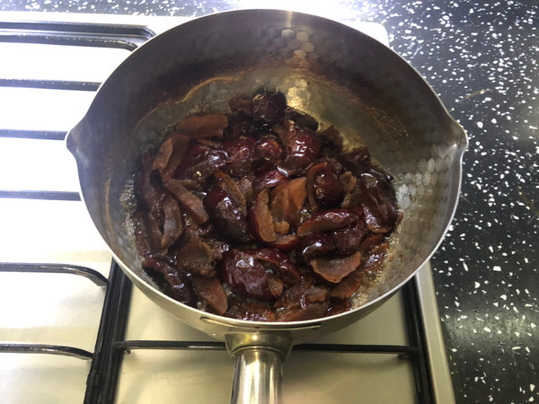 红枣核桃蜂蜜蛋糕