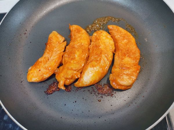 黑麦奥尔良鸡胸汉堡包