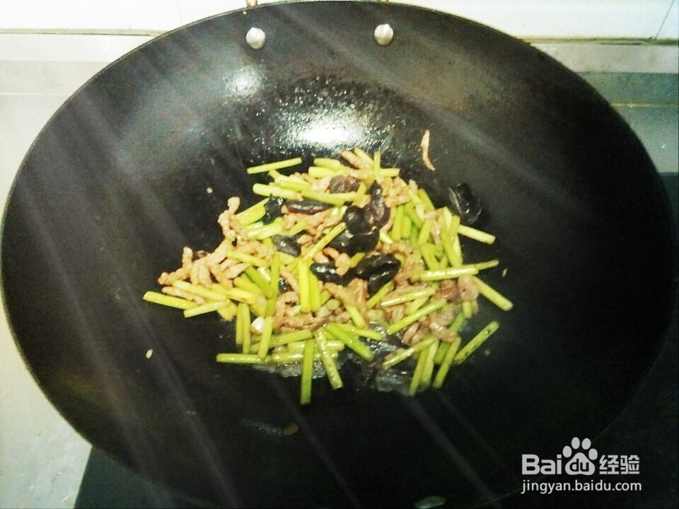 #美食# 蒜苔炒肉丝怎么做