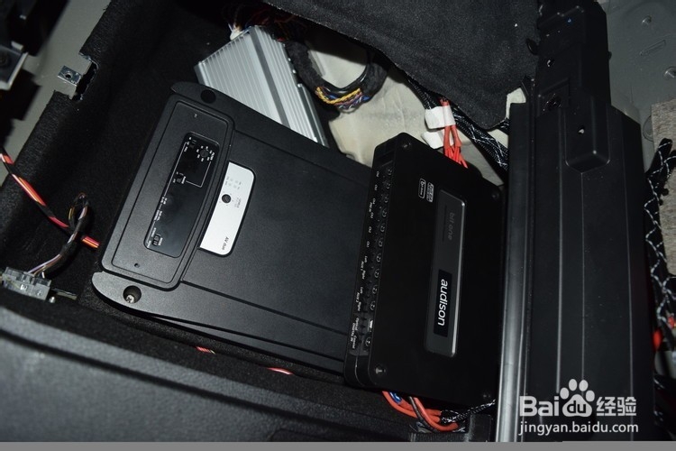 昆明发烧友:宝马X5音响改装名器 丹拿高端组合