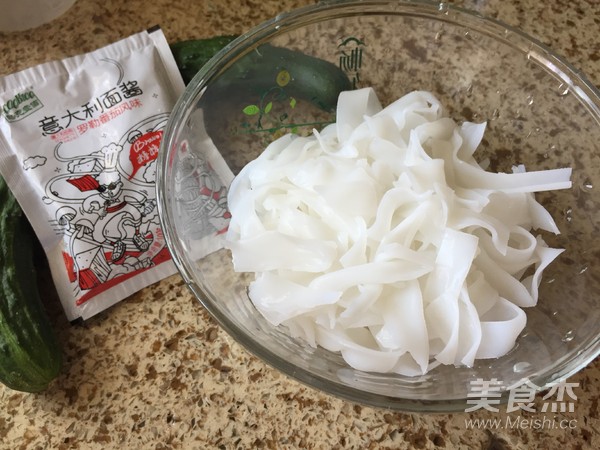 黄瓜意大利凉粉