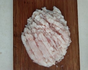 如何做手工鱼丸