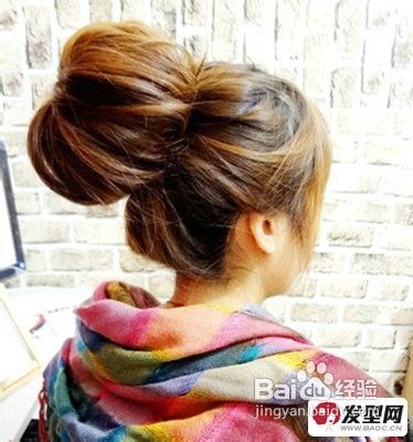 简单又个性十足的花苞头扎法图解