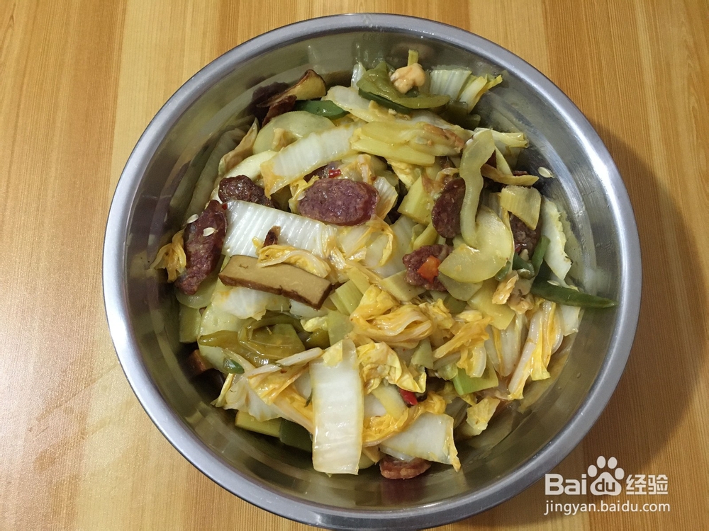 腊肠炒白菜的做法