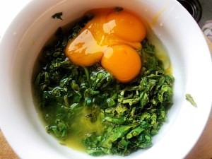 食补佳品香椿煎蛋的做法