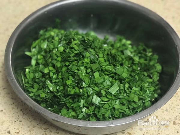 玉米面三鲜盒子的做法