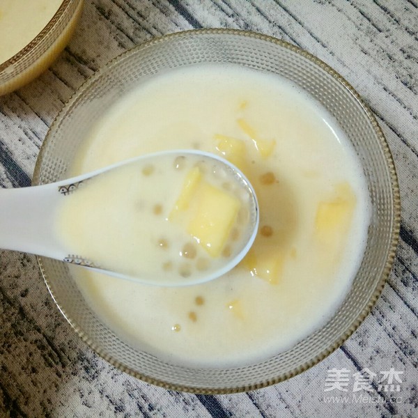 椰浆芒果西米露