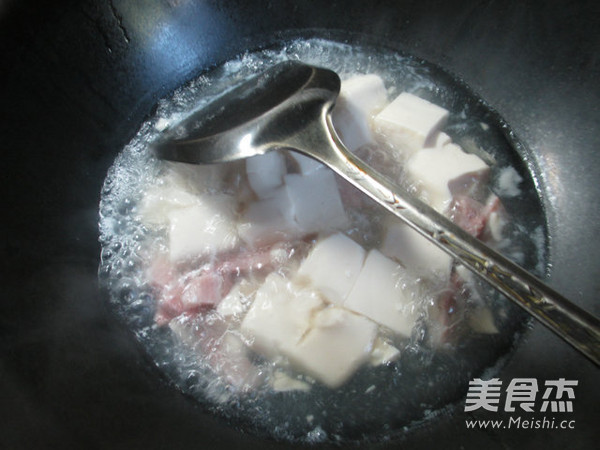 秀珍菇咸肉豆腐