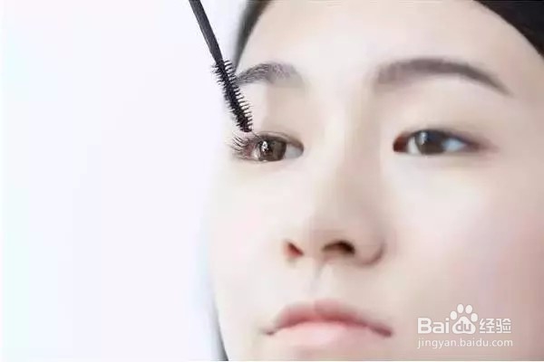 人人都爱的夏季清爽妆容