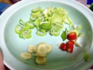 营养美食制作肉末芹菜