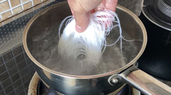 娃娃菜麻酱拌粉丝