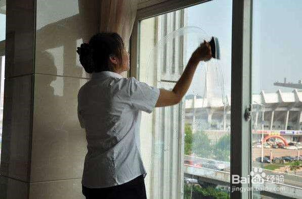 如何清洗玻璃
