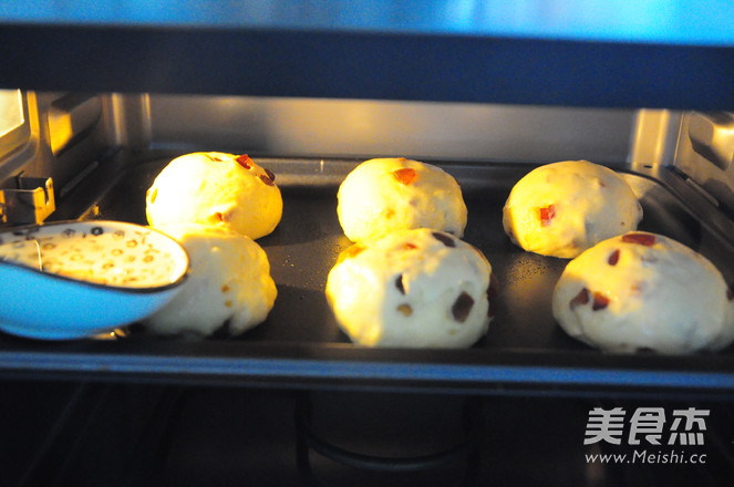 蜜枣小面包的做法