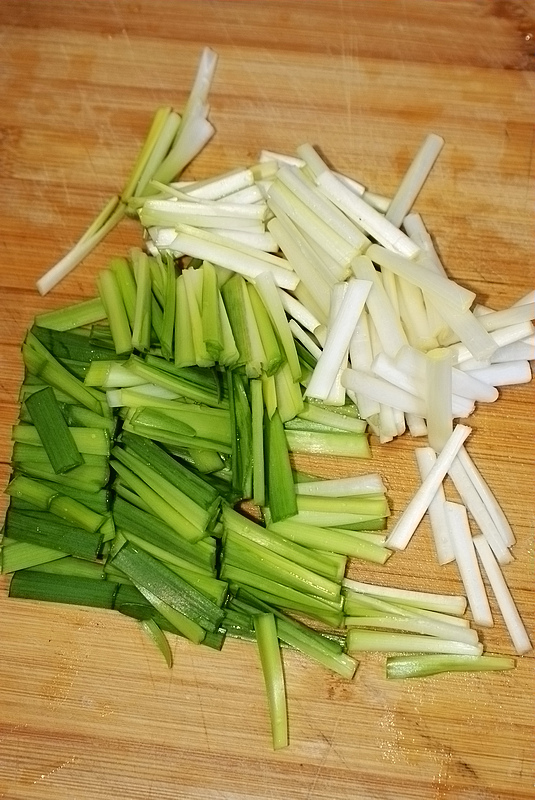 韭黄炒虾爬子肉