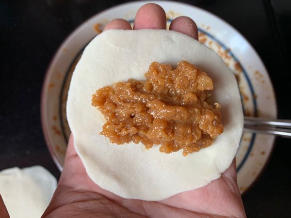 皮薄馅大黑胡椒鸡肉小馅饼