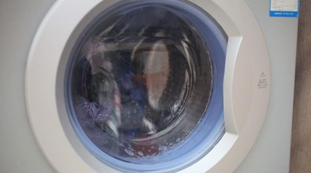 蓝月亮至尊洗衣液使用方法介绍