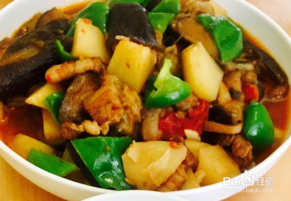 茄子炖土豆的家常做法