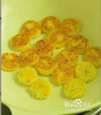 手工自制土豆圆饼咸饼小吃简便方法