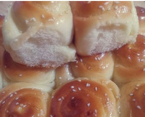 脆底蜂蜜小面包