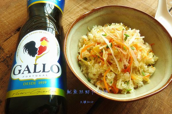 鱿鱼丝虾仁炒饭