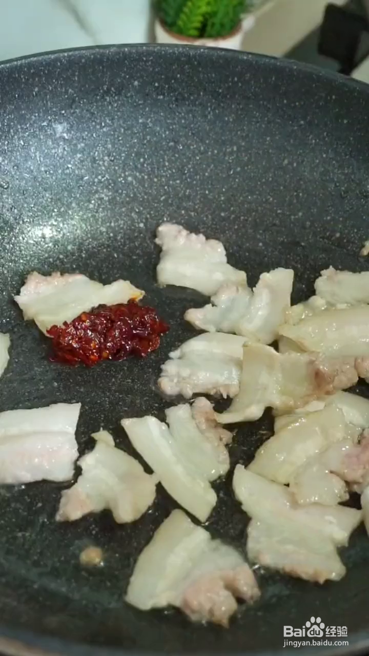 如何制作好吃的干锅土豆片？