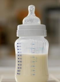 母乳宝宝经常便秘怎么办