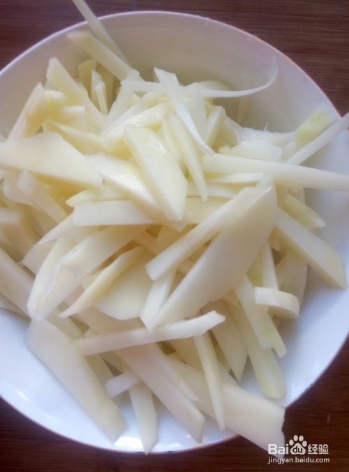 土豆豆角炒萝卜的具体做法