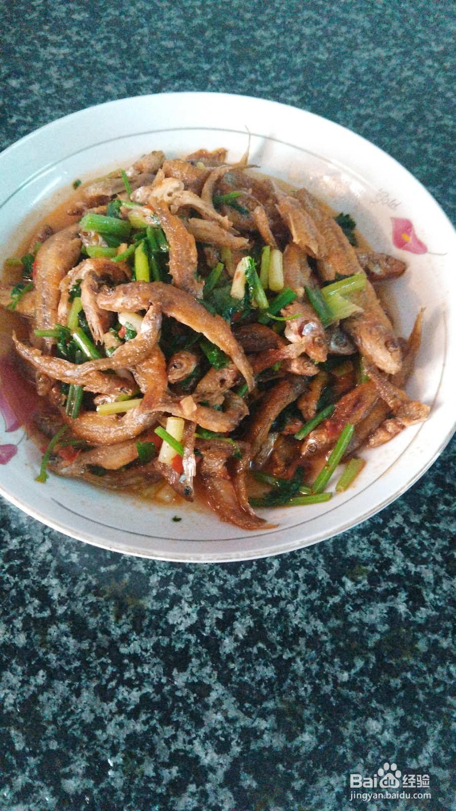 怎样做小鱼美味好吃?