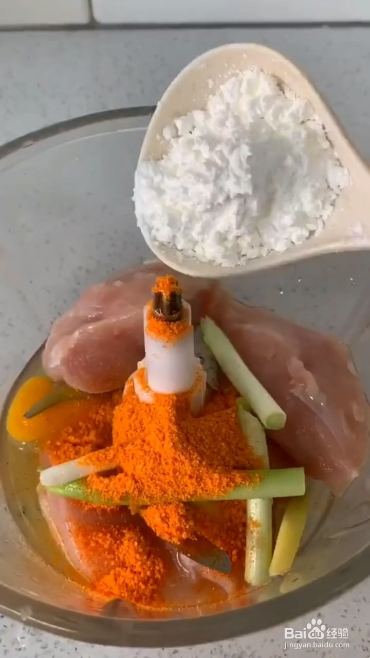如何做好吃的炸鸡肉小丸子