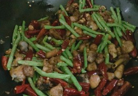 家常辣子鸡怎么做