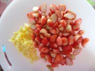 最爱吃的菠萝味草莓酱