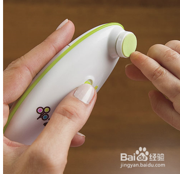 怎么给小宝剪指甲,怎么给小宝理发