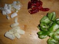 猪肉土豆炖粉条的具体做法