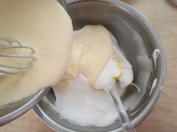 沙拉椰蓉卷的做法