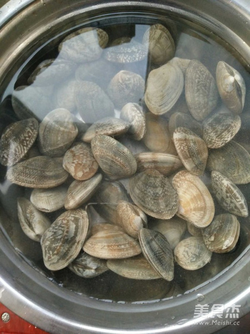 酱炒花蚬的做法