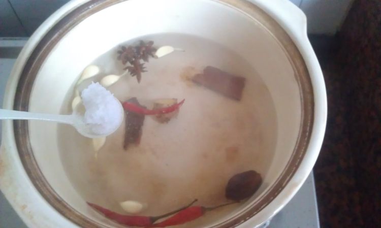 猪大肠卤制方法是什么