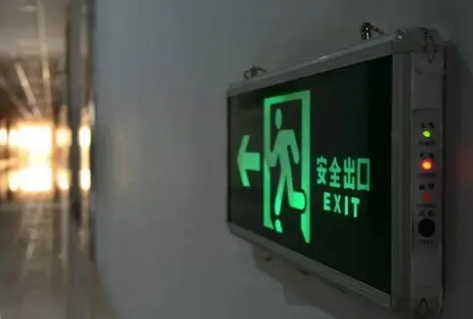 地面侧式站台车站的什么可作为疏散通道
