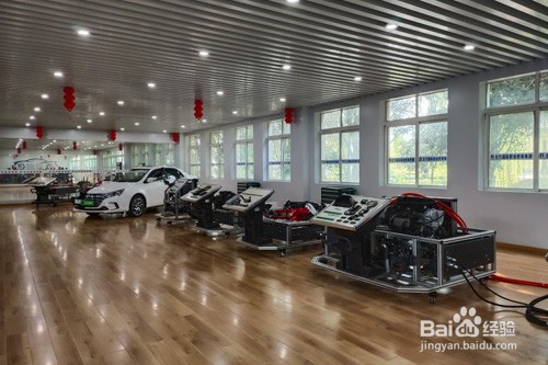 初中毕业上什么大专