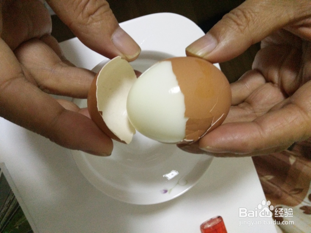水煮鸡蛋不爆壳不粘壳的技巧