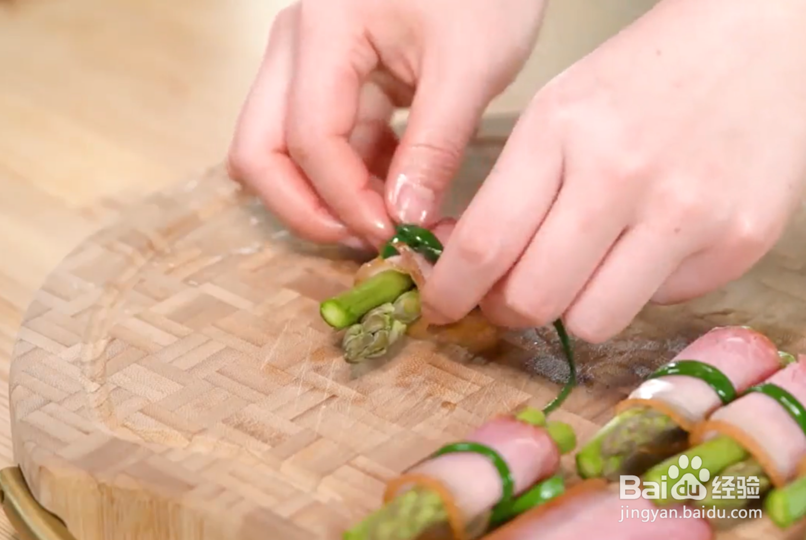 芦笋蒸腊肉怎么做