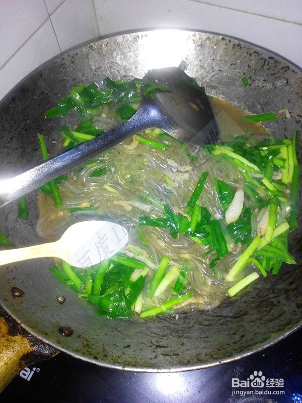 鸡汤韭菜土豆粉