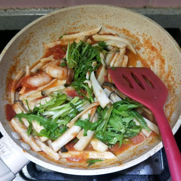 减脂番茄鸡腿菇