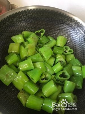 养生食补糖醋青椒的做法