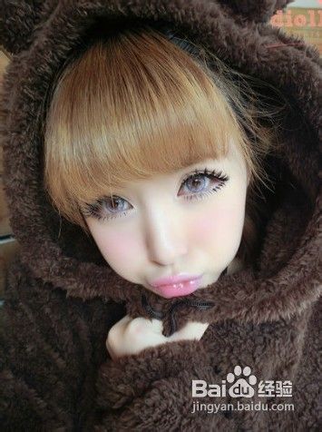 戴隐形眼镜如何搭配妆容