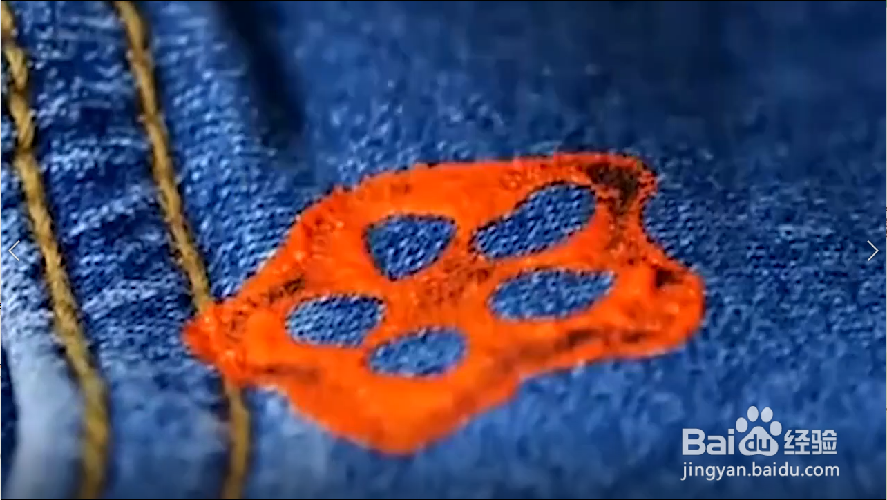 如何让衣服有些小设计？
