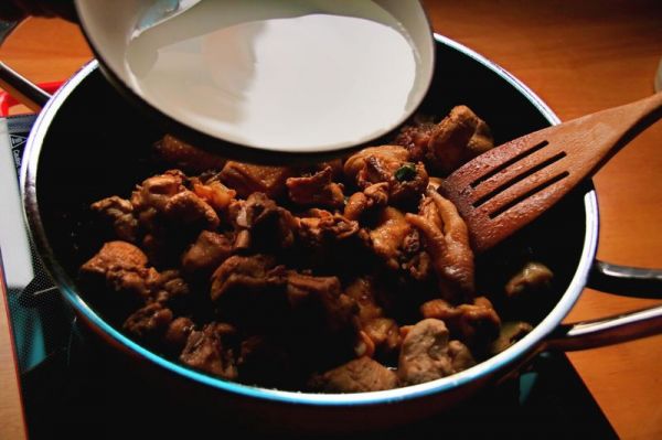 红红火火鲍鱼栗子鸡